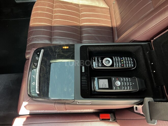 Mercedes S 550 2011, 199,000 km - 5.5 л - Bakı