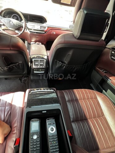 Mercedes S 550 2011, 199,000 km - 5.5 л - Bakı