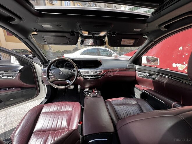 Mercedes S 550 2011, 199,000 km - 5.5 л - Bakı
