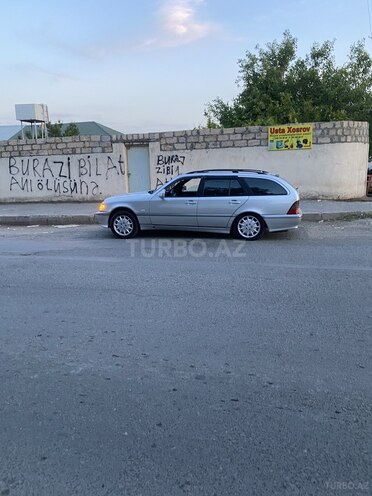 Mercedes C 220 2000, 302,000 km - 2.2 l - Bərdə