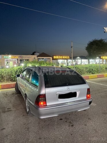 Mercedes C 220 2000, 302,000 km - 2.2 l - Bərdə