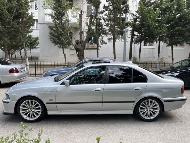 BMW 528 1998, 236,663 km - 2.8 l - Bakı