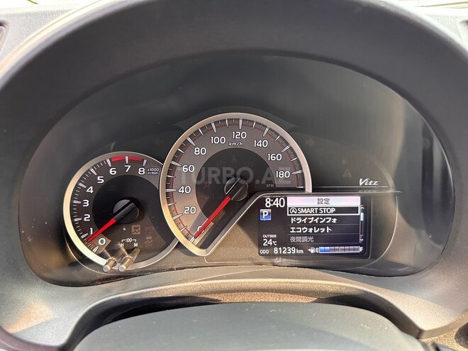 Toyota Vitz 2014, 81,000 km - 1.3 l - Bakı