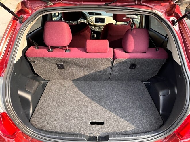Toyota Vitz 2014, 81,000 km - 1.3 l - Bakı
