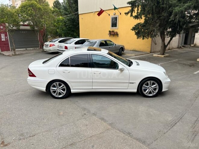 Mercedes C 230 2005, 174,000 km - 2.5 l - Bakı