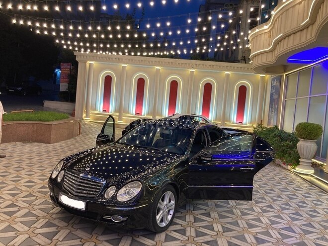 Mercedes E 350 2007, 273,300 km - 3.5 l - Bakı