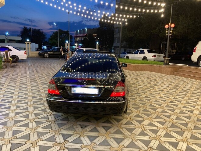 Mercedes E 350 2007, 273,300 km - 3.5 l - Bakı