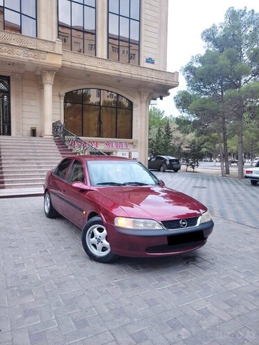 Opel Vectra 1997, 300,000 km - 1.6 l - Sumqayıt