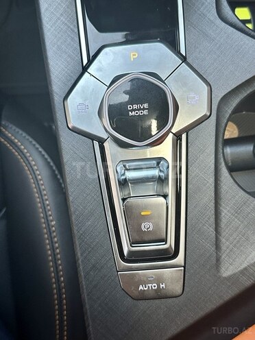 Changan Uni-V 2023, 2,200 km - 1.5 l - Bakı