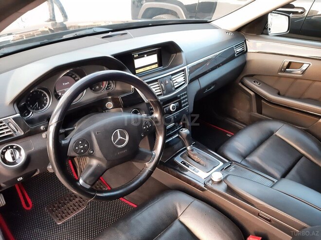 Mercedes E 220 2010, 289,000 km - 2.2 l - Bakı