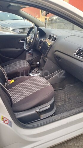 Volkswagen Polo 2010, 264,637 km - 1.4 l - Bakı