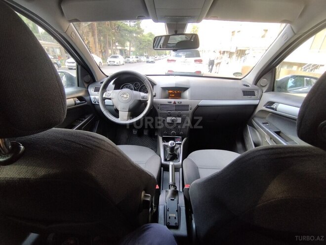 Opel Astra 2006, 210,000 km - 1.3 l - Bakı