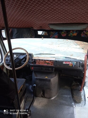 Mercedes 208 D 1992, 287,400 km - 2.3 л - Ağdaş