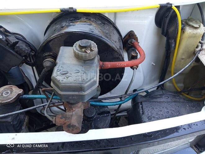 Mercedes 208 D 1992, 287,400 km - 2.3 л - Ağdaş