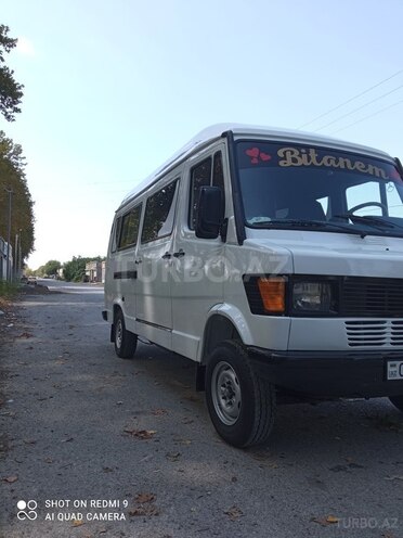 Mercedes 208 D 1992, 287,400 km - 2.3 л - Ağdaş