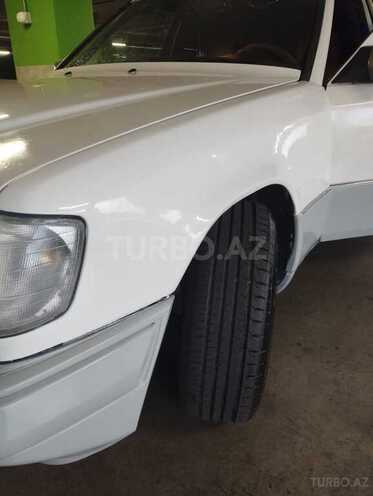 Mercedes E 200 1994, 350,789 km - 2.0 l - Bakı