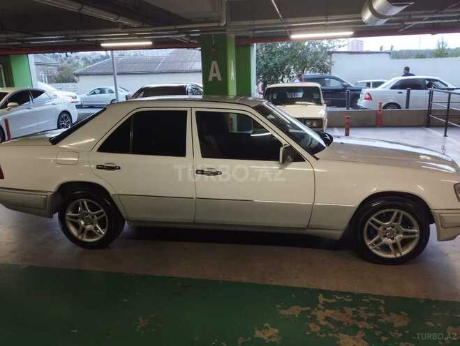 Mercedes E 200 1994, 350,789 km - 2.0 l - Bakı