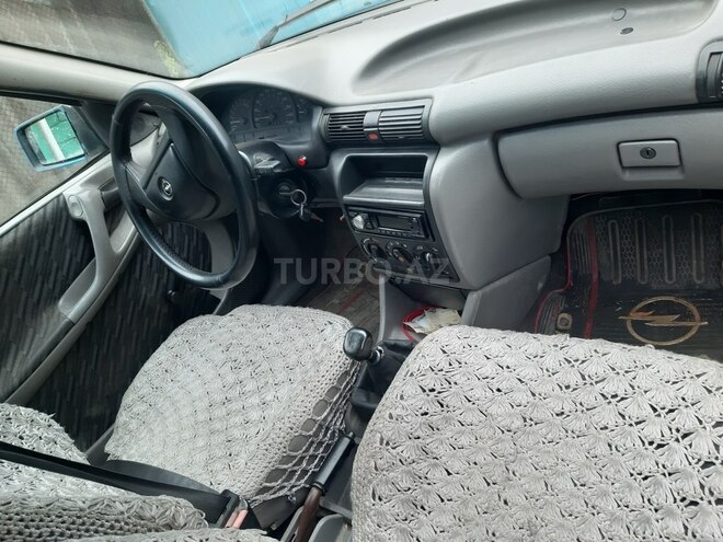Opel Astra 1993, 578,000 km - 1.6 l - Quba