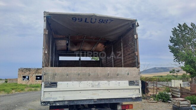 Mercedes Vario 1998, 320,000 km - 4.5 л - Oğuz