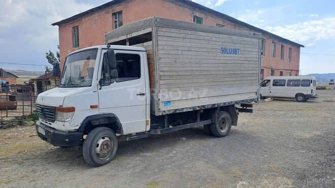 Mercedes Vario 1998, 320,000 km - 4.5 л - Oğuz