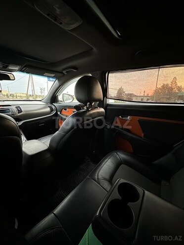 Kia Sportage 2011, 291,000 km - 2.0 л - Yevlax