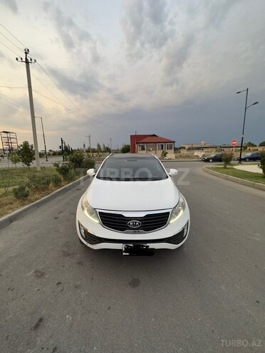 Kia Sportage 2011, 291,000 km - 2.0 л - Yevlax