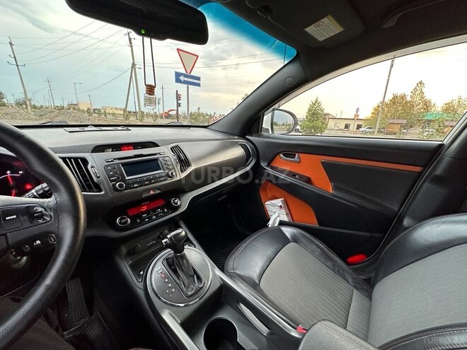 Kia Sportage 2011, 291,000 km - 2.0 л - Yevlax