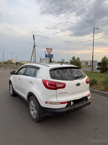 Kia Sportage 2011, 291,000 km - 2.0 л - Yevlax