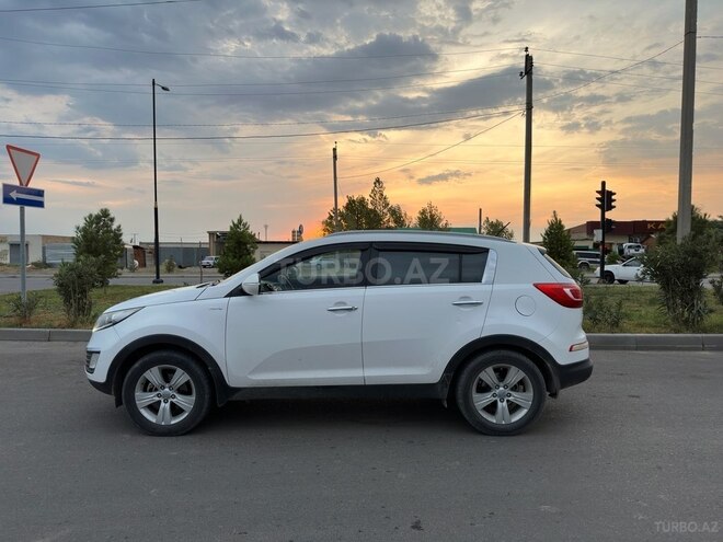 Kia Sportage 2011, 291,000 km - 2.0 л - Yevlax