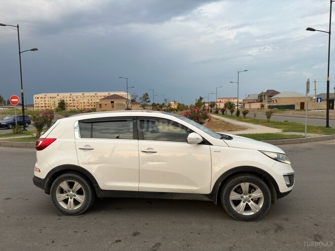 Kia Sportage 2011, 291,000 km - 2.0 л - Yevlax