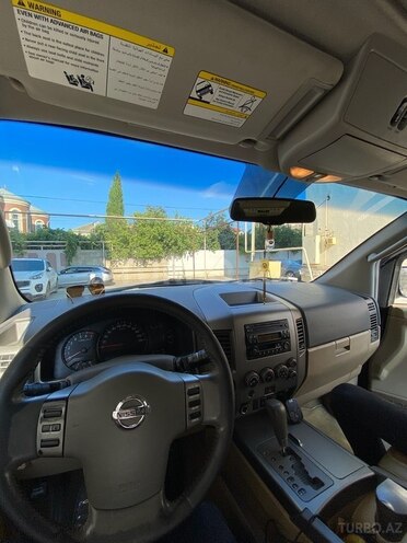 Nissan Armada 2005, 240,000 km - 5.6 l - Bakı