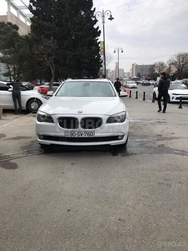 BMW 750 2009, 158,000 km - 4.4 l - Bakı
