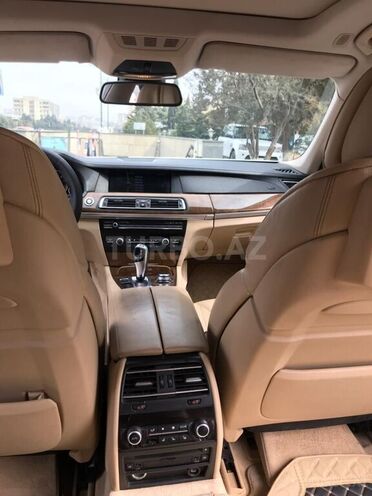 BMW 750 2009, 158,000 km - 4.4 l - Bakı