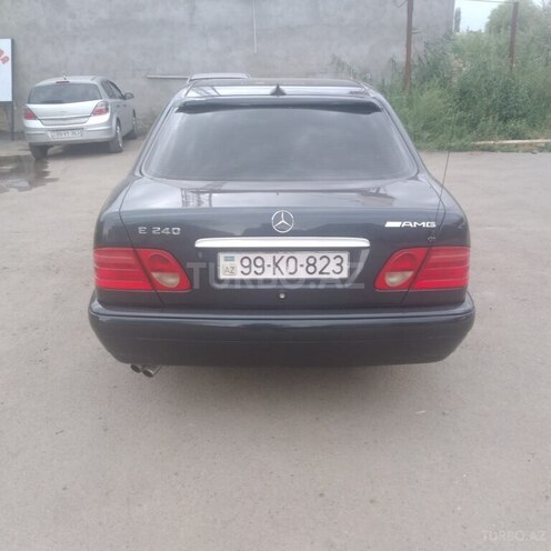 Mercedes E 240 1998, 290,000 km - 2.4 l - Bakı
