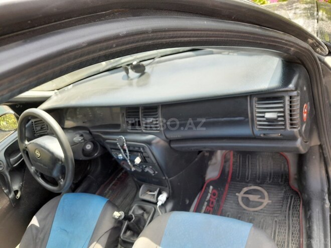 Opel Vectra 1996, 29,880 km - 1.6 l - Bakı