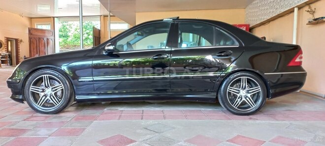 Mercedes C 250 2006, 150,000 km - 2.5 л - Bakı