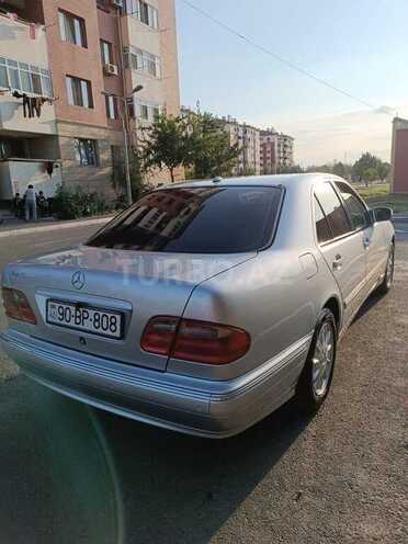Mercedes E 240 1999, 377,000 km - 2.4 л - Bərdə