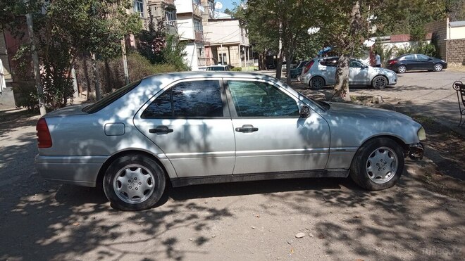 Mercedes C 180 1994, 452,000 km - 1.8 л - Gəncə