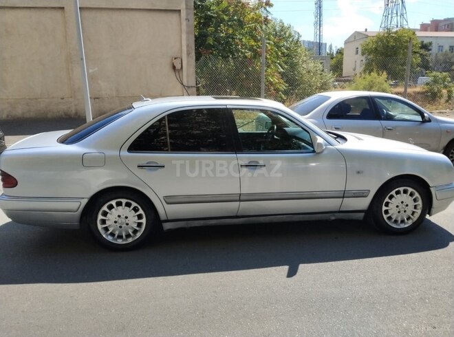 Mercedes E 230 1997, 380,000 km - 2.3 л - Bakı