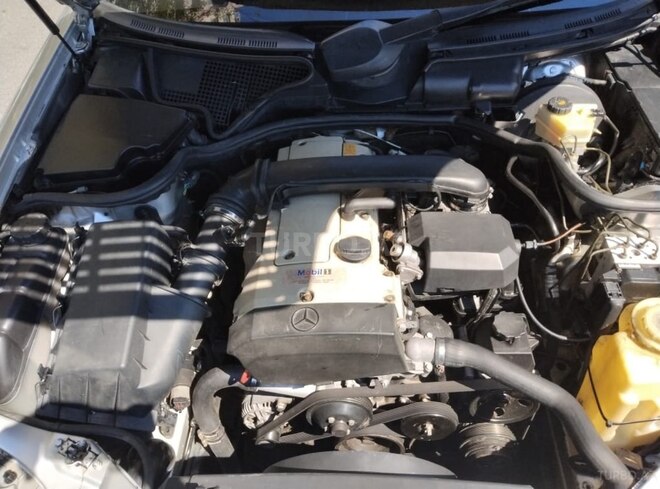 Mercedes E 230 1997, 380,000 km - 2.3 л - Bakı