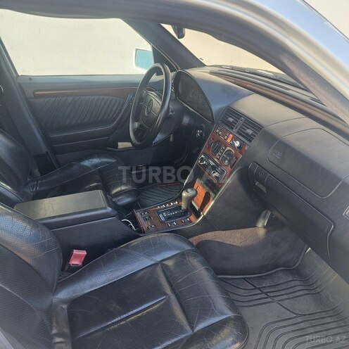 Mercedes C 220 1994, 560,000 km - 2.2 l - Cəlilabad