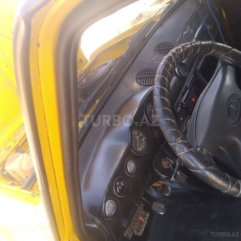 LADA (VAZ) 21011 1979, 45,788 km - 1.3 l - Salyan