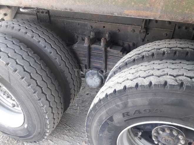 KamAz 5511 1985, 600,000 km - 11.0 l - Ağdaş
