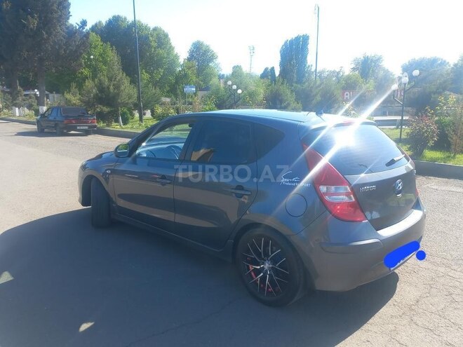 Hyundai i30 2011, 110,000 km - 1.4 l - Qazax