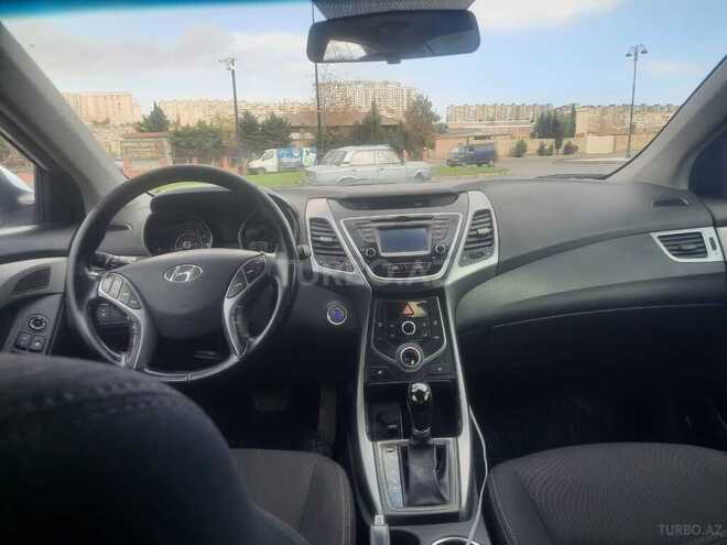 Hyundai Elantra 2015, 238,183 km - 1.8 l - Bakı