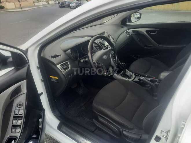Hyundai Elantra 2015, 238,183 km - 1.8 l - Bakı
