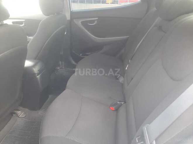 Hyundai Elantra 2015, 238,183 km - 1.8 l - Bakı