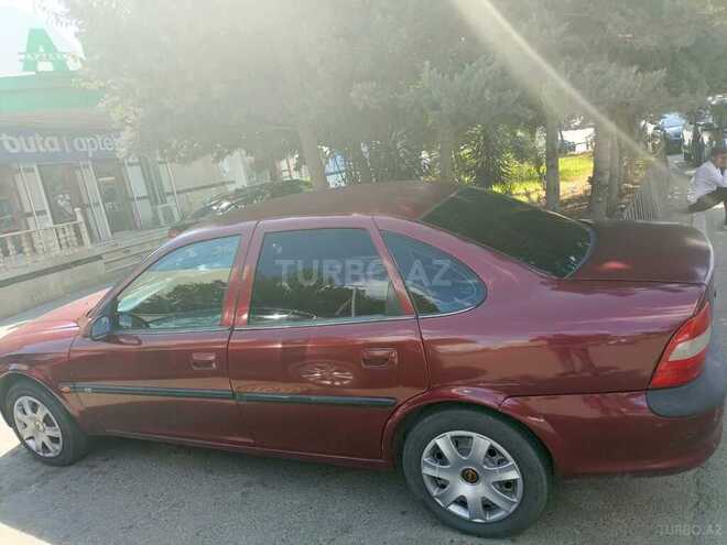 Opel Vectra 1996, 215,000 km - 2.0 л - Bakı