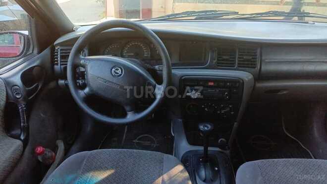 Opel Vectra 1996, 215,000 km - 2.0 л - Bakı