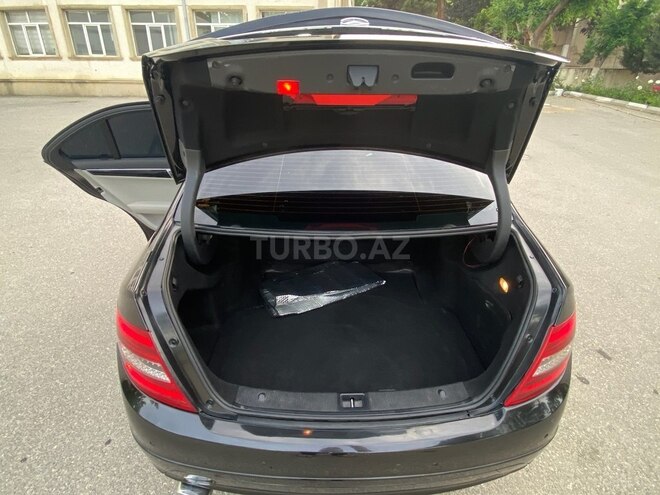 Mercedes C 220 2008, 250,000 km - 2.2 л - Bakı